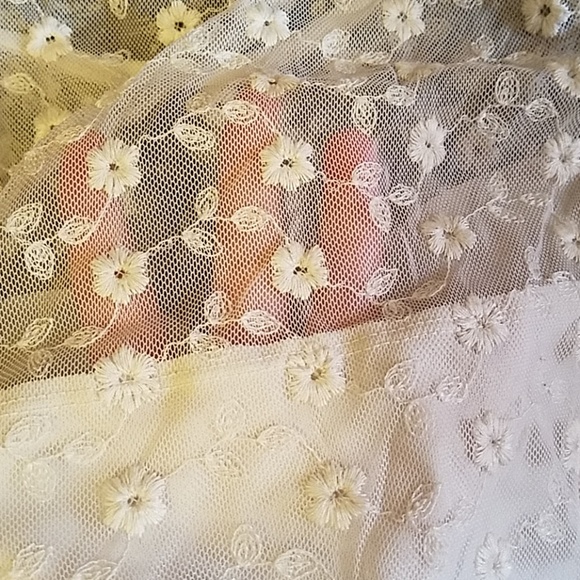 Y2K Pins & Needles Crop Top - Picture 3 of 4